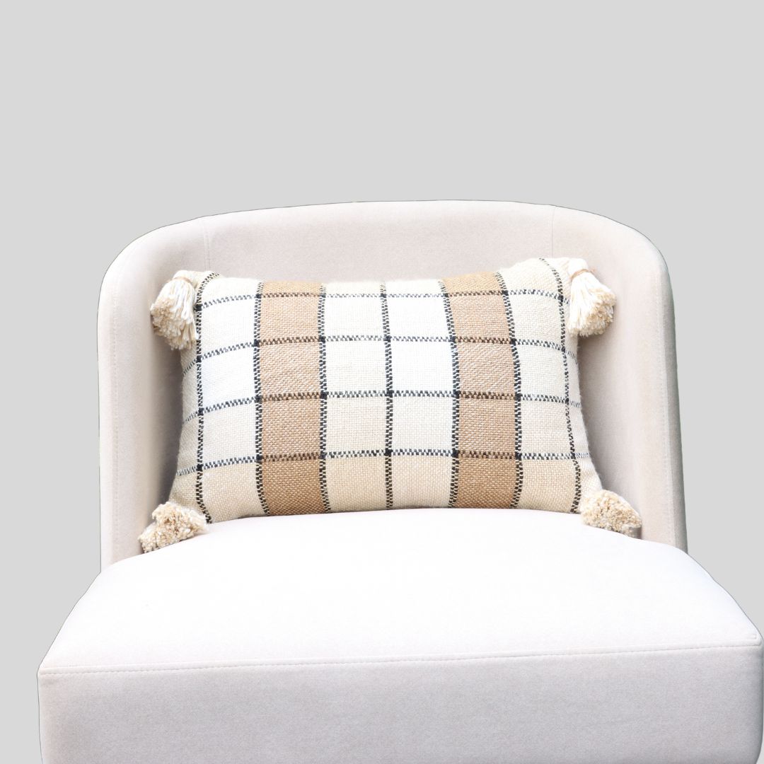 Beige Bliss Checkered Cushion Cover Handwoven, 30 x 50 cm