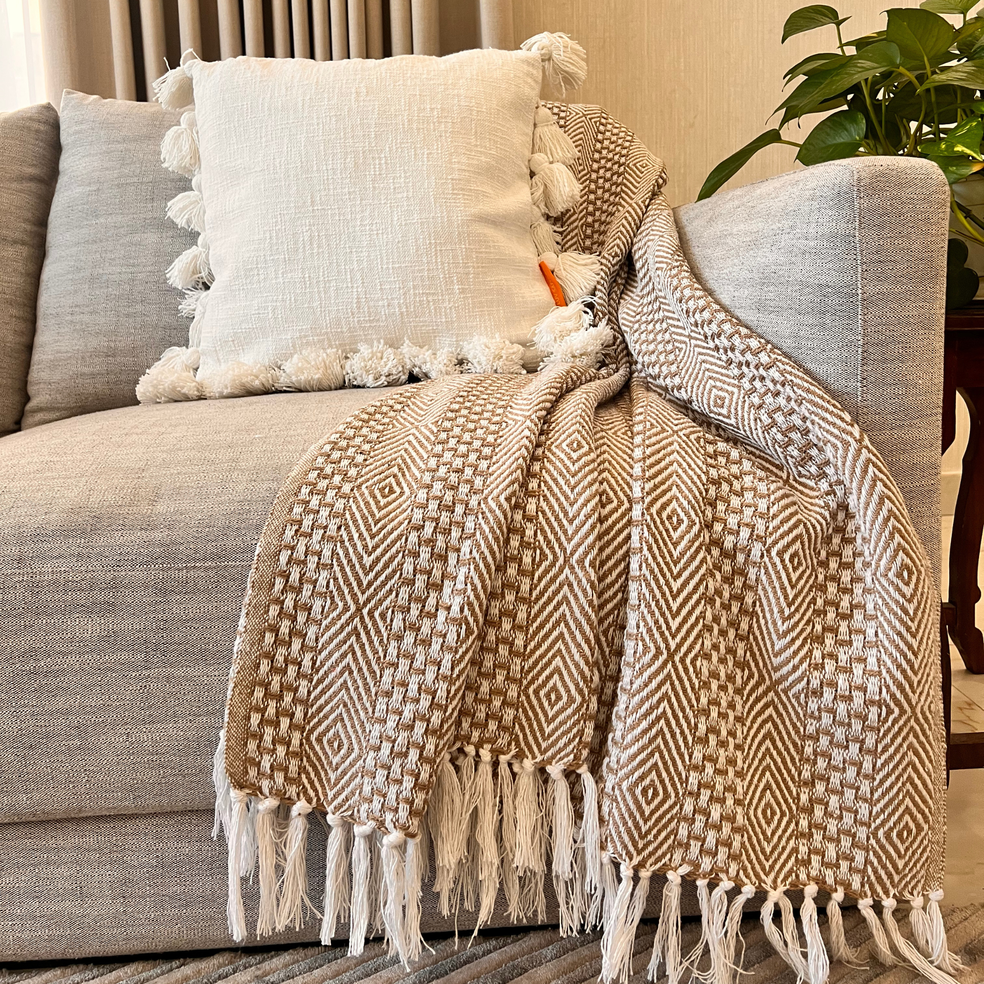 Haven Throw 50" x 60" (130 x 170 cm)