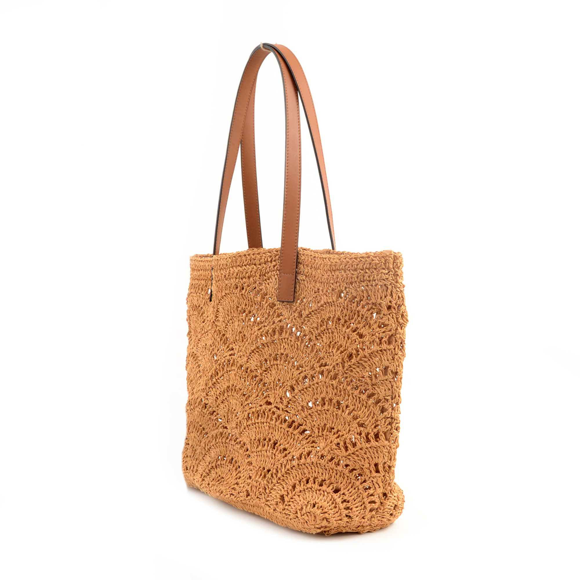 The Eco-Chic Raffia Tote Bag