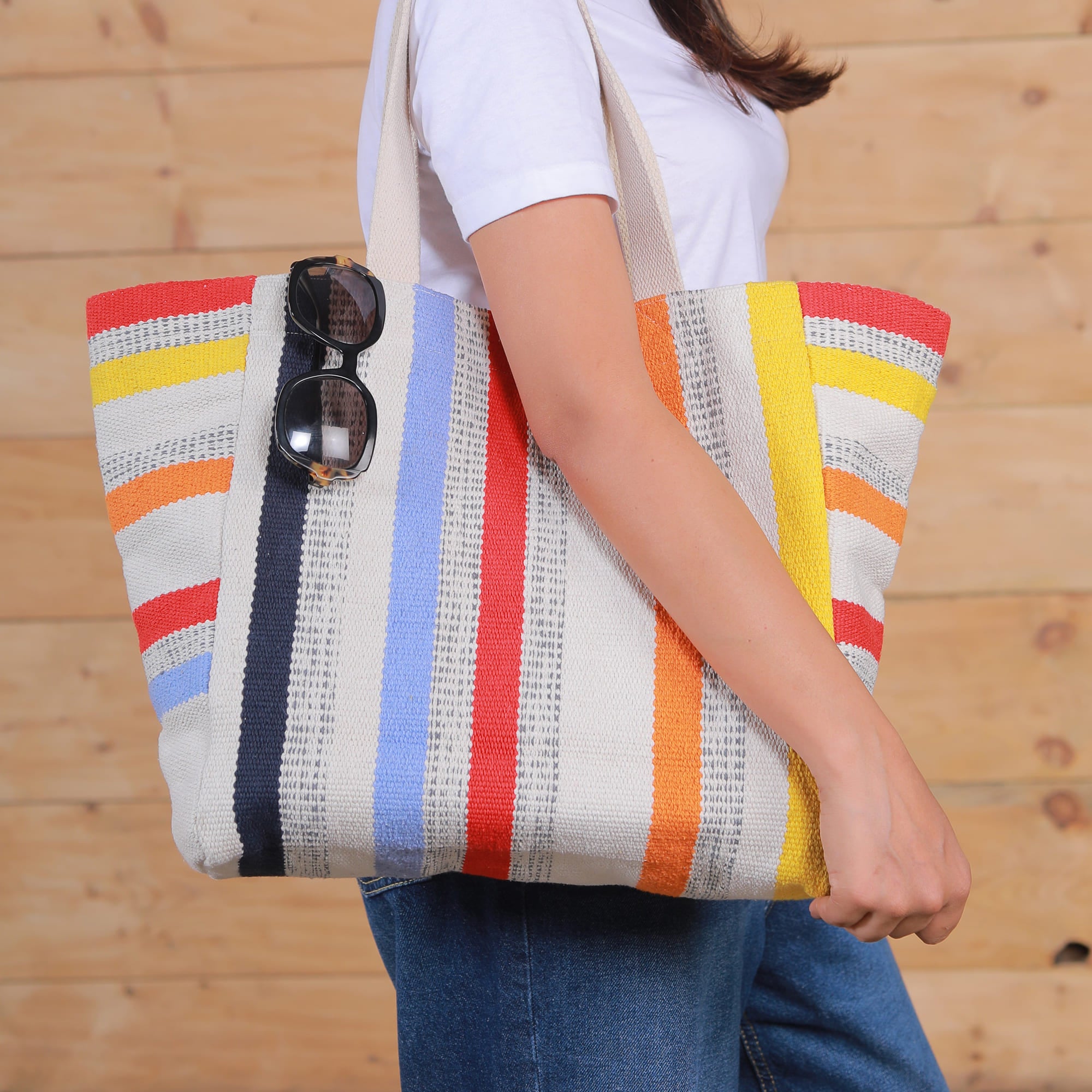 Tote It Easy - Color Magic