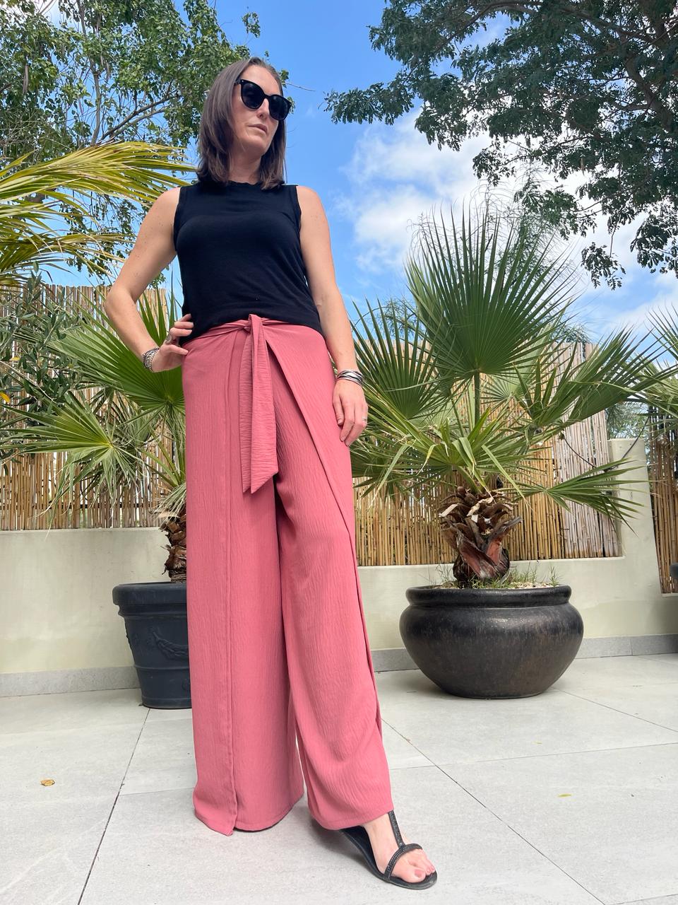 Kat + Em Pants & Tote It Easy Color Magic Tote Bag