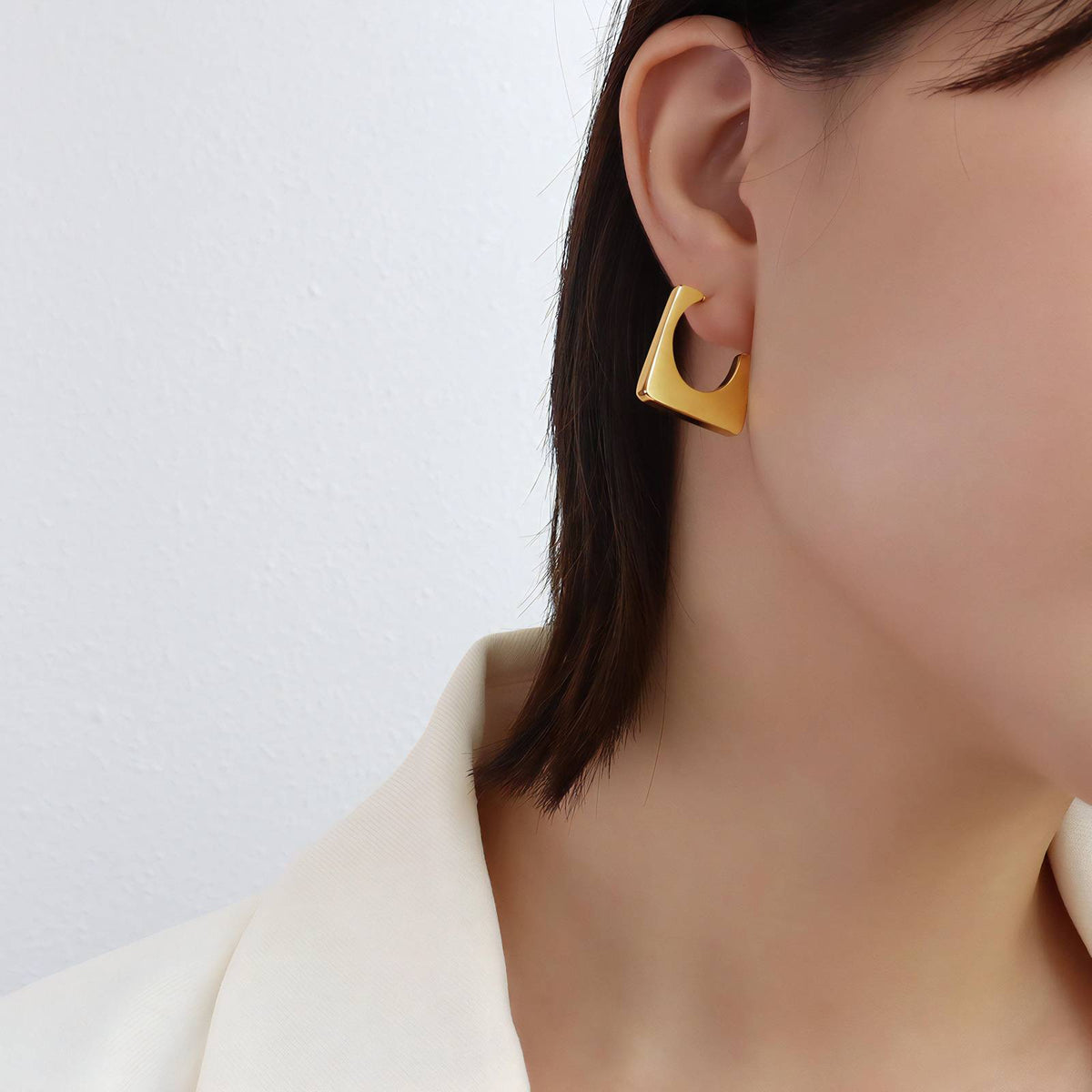 Half hoops Studs